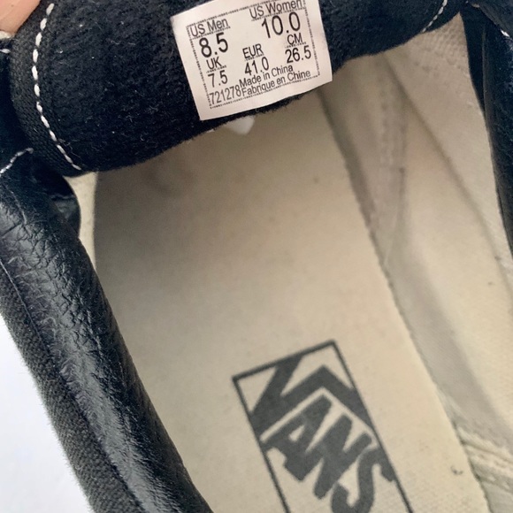 Vans - Picture 5 of 5